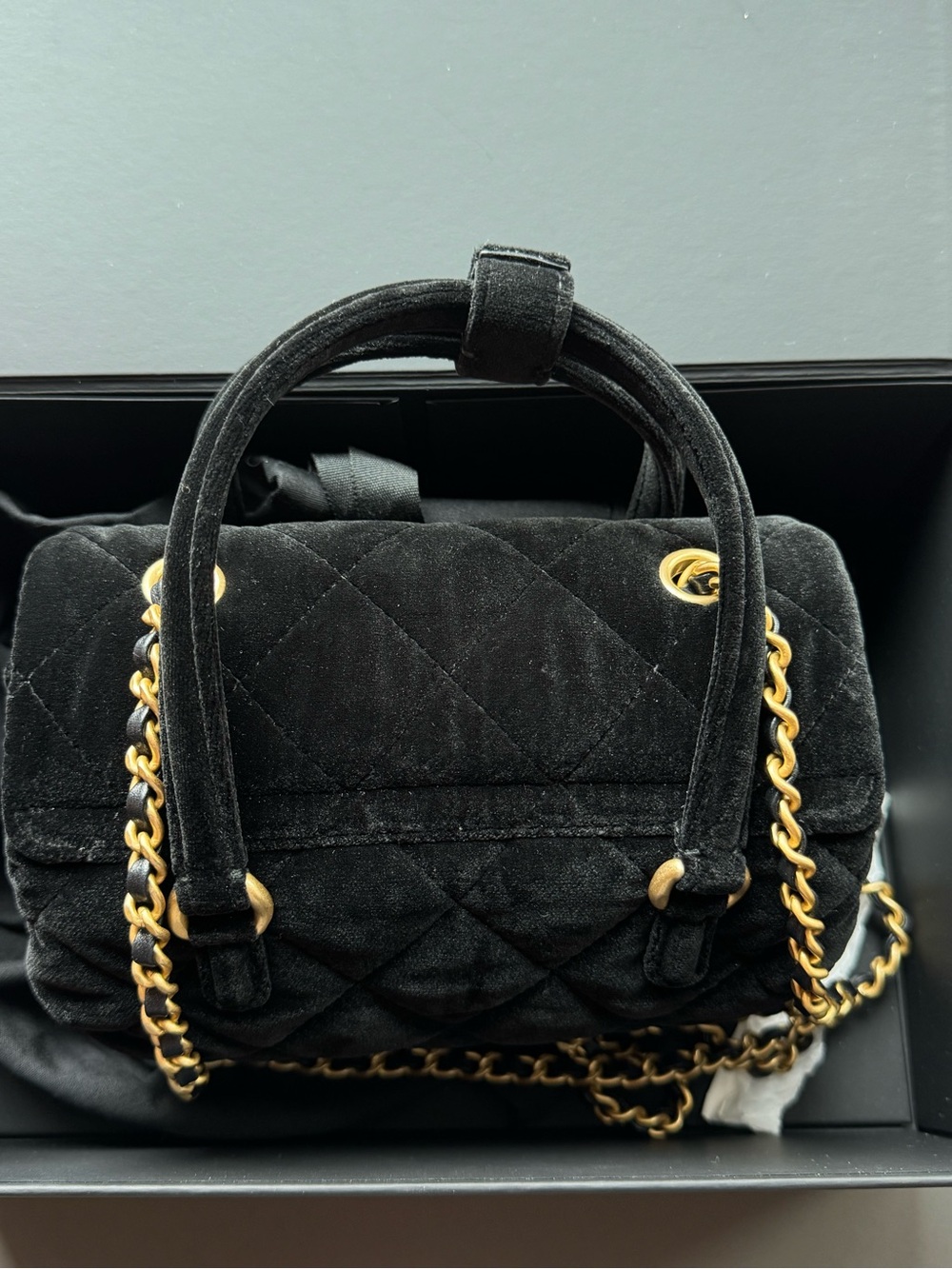 Chanel 2024 Black Velvet Barrel Bag – Mini Bowling 2-Way Shoulder Bag w/Box - Picture 9 of 13